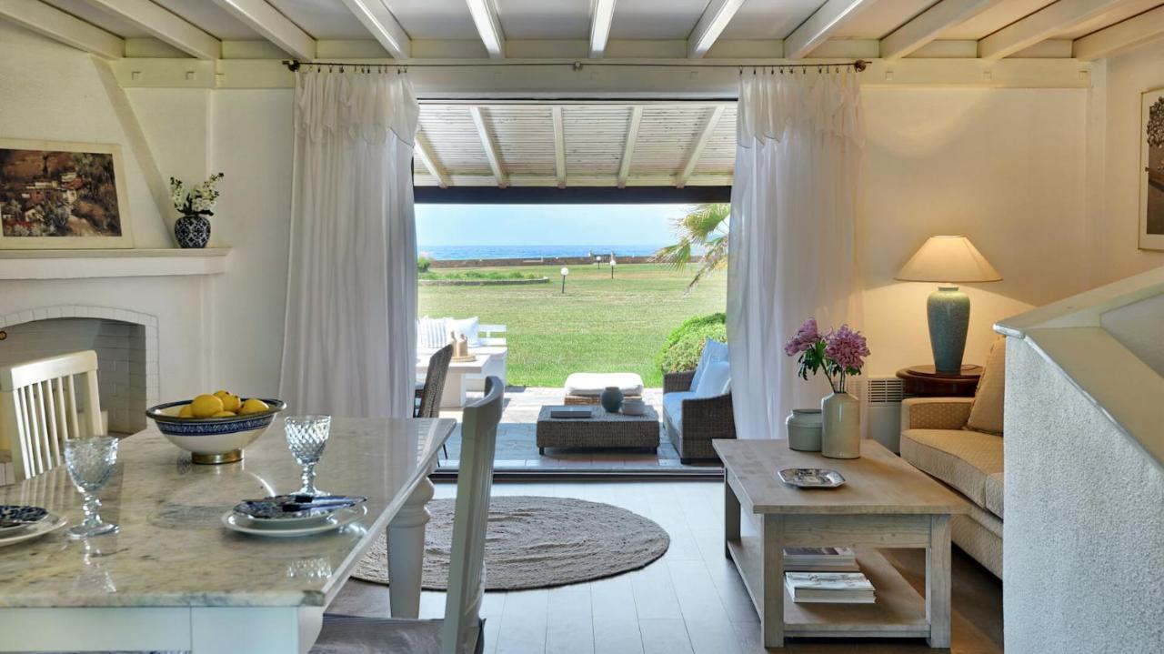 Soleado Beachfront Villa Skála Foúrkas Extérieur photo